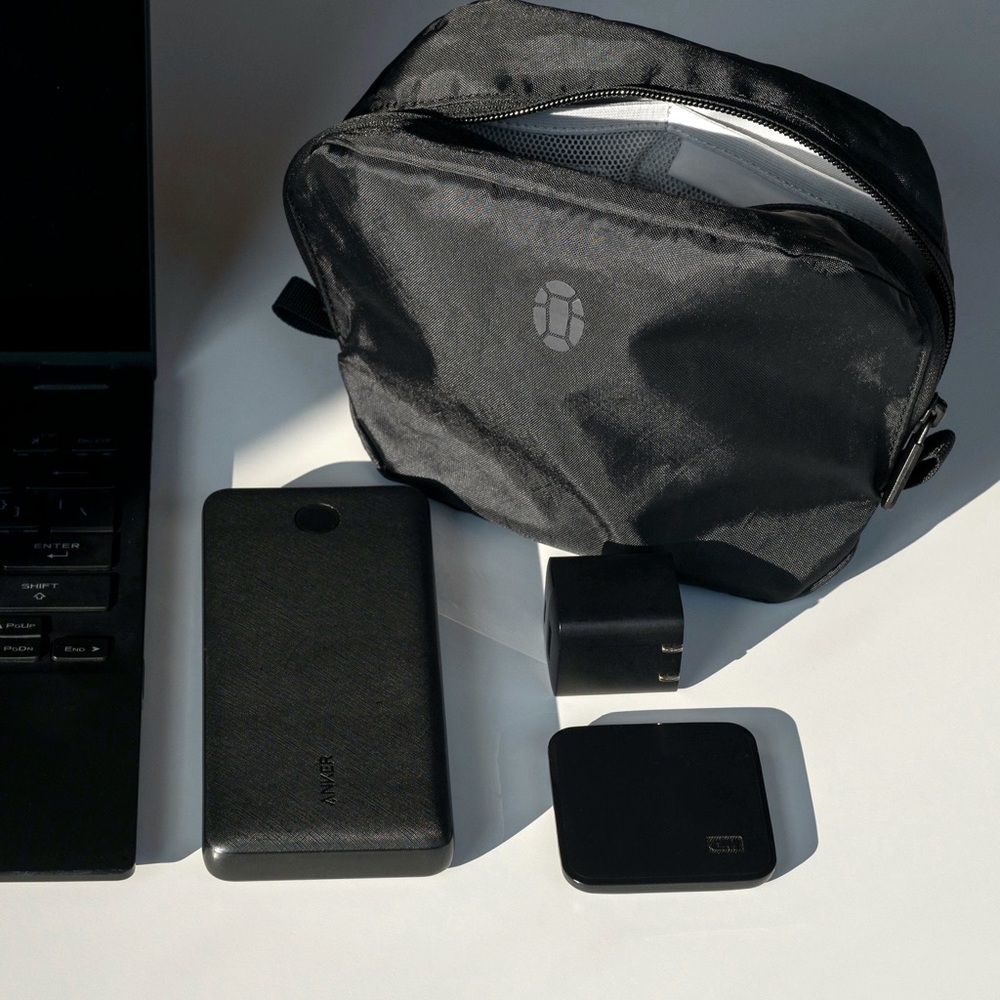 ISO Tortuga Tech Organizer - Picture 2 of 10